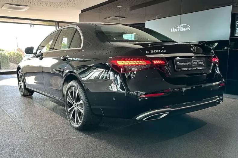 Mercedes-Benz E 300 (Clasa E) din 2022 cu 58.000 km - oferta MER200488 - foto 5