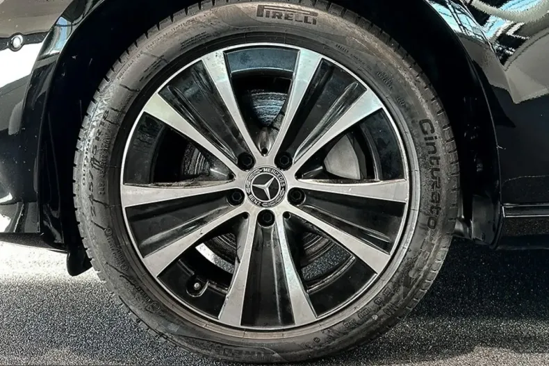 Mercedes-Benz E 300 (Clasa E) din 2022 cu 58.000 km - oferta MER200488 - foto 16