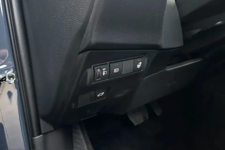 Toyota Corolla Cross din 2026 cu 6 km - oferta TOY200489 - foto 9