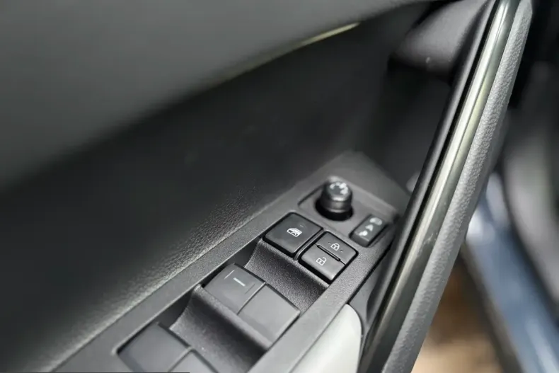 Toyota Corolla Cross din 2026 cu 6 km - oferta TOY200489 - foto 10