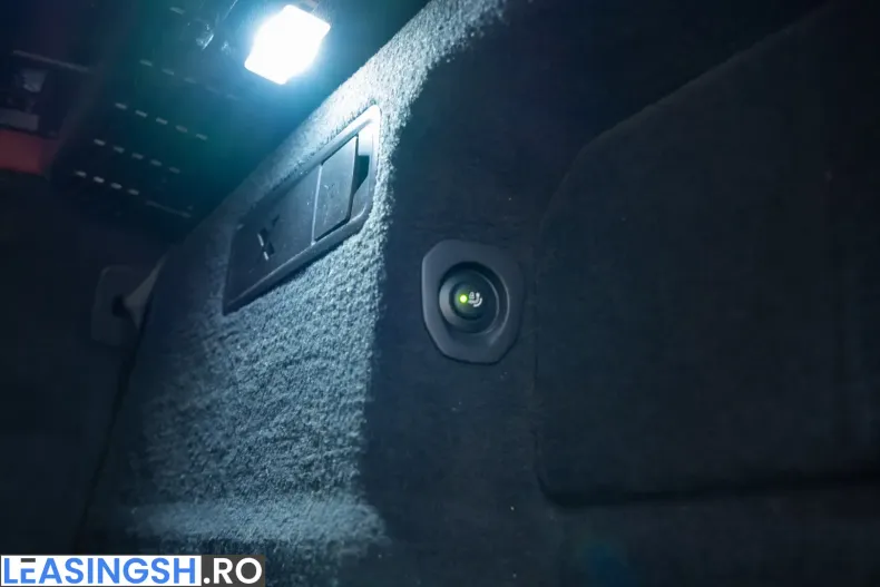 BMW X6 (Seria X) din 2022 cu 102.000 km - oferta BMW200492 - foto 32