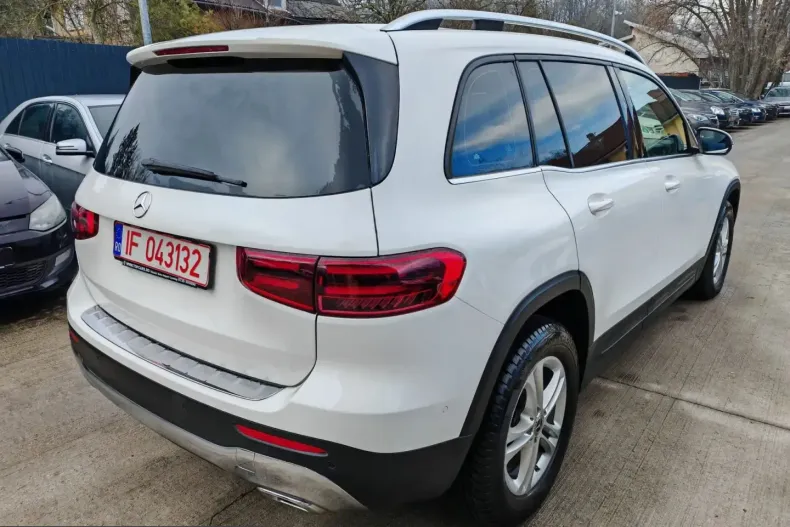 Mercedes-Benz GLB 180 (Clasa GLB) din 2024 cu 30.400 km - oferta MER200500 - foto 3