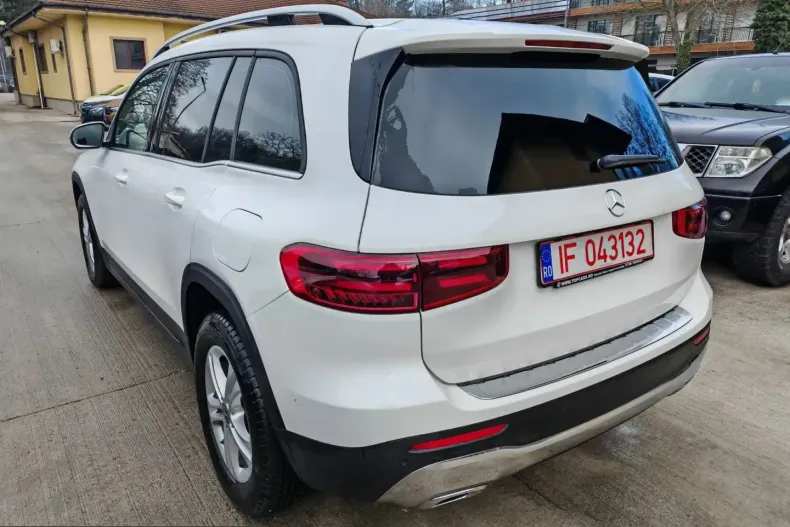 Mercedes-Benz GLB 180 (Clasa GLB) din 2024 cu 30.400 km - oferta MER200500 - foto 4