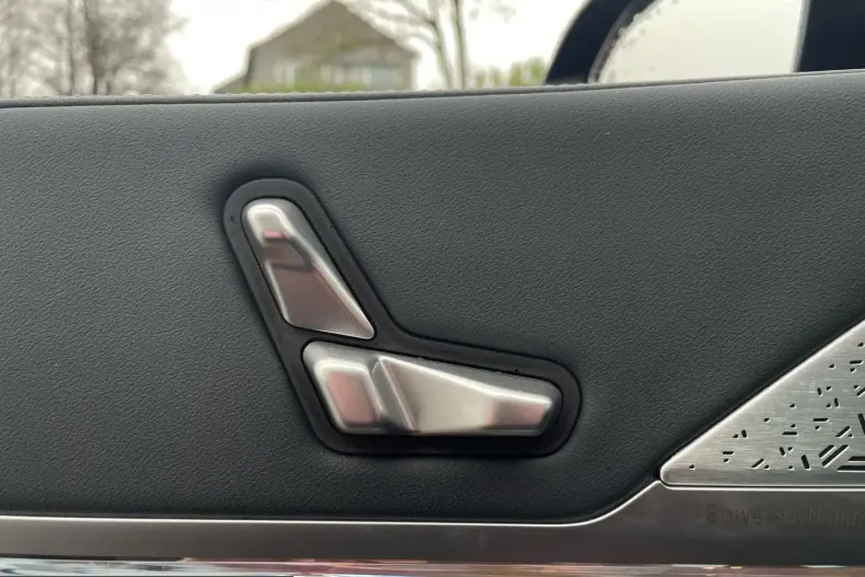 BMW 750 (Seria 7) din 2025 cu 24.387 km - oferta BMW200502 - foto 8