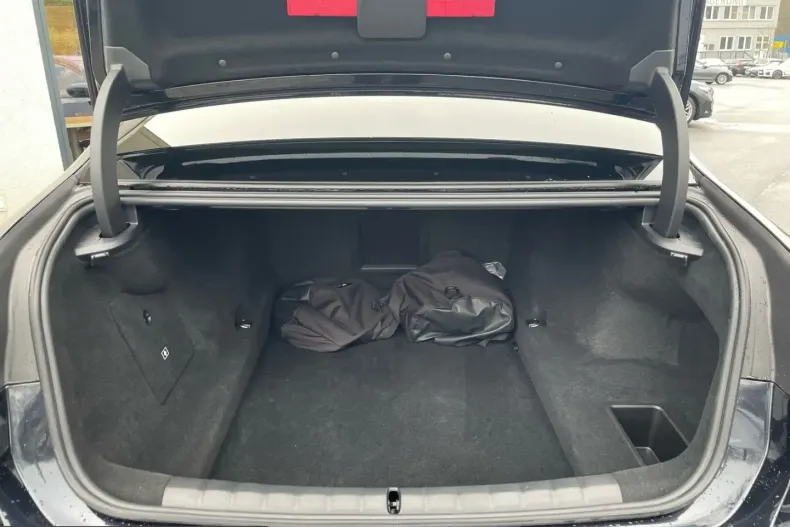 BMW 750 (Seria 7) din 2025 cu 24.387 km - oferta BMW200502 - foto 27