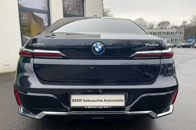 BMW 750 (Seria 7) din 2025 cu 24.387 km - oferta BMW200502 - foto 29