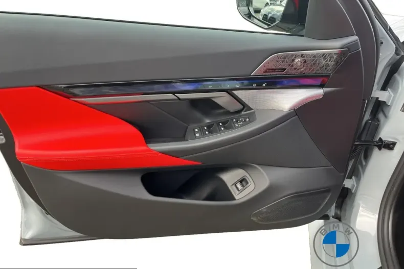 BMW M5 (Seria 5) din 2025 cu 10.893 km - oferta BMW200506 - foto 8