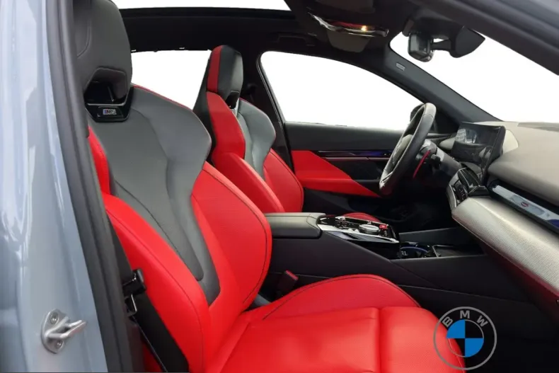 BMW M5 (Seria 5) din 2025 cu 10.893 km - oferta BMW200506 - foto 9