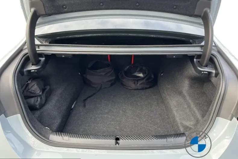 BMW M5 (Seria 5) din 2025 cu 10.893 km - oferta BMW200506 - foto 16