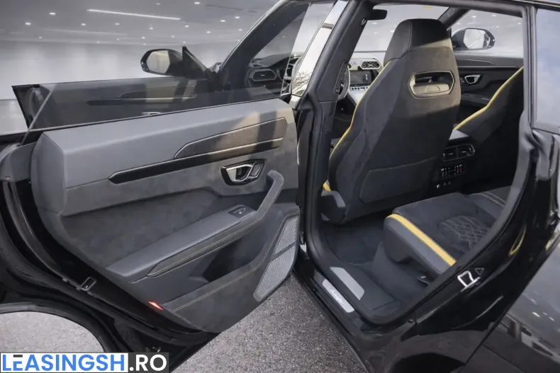 Lamborghini Urus din 2025 cu 13.800 km - oferta LAM200511 - foto 3