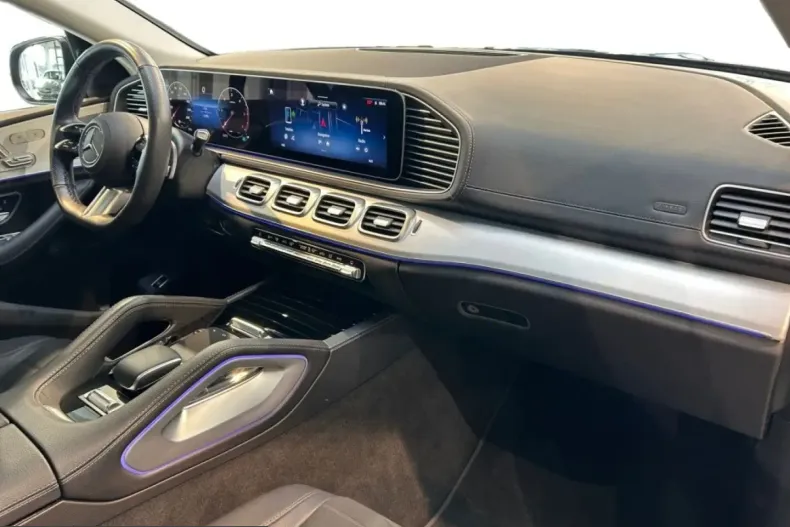 Mercedes-Benz GLE 300 (Clasa GLE) din 2024 cu 10.891 km - oferta MER200527 - foto 3