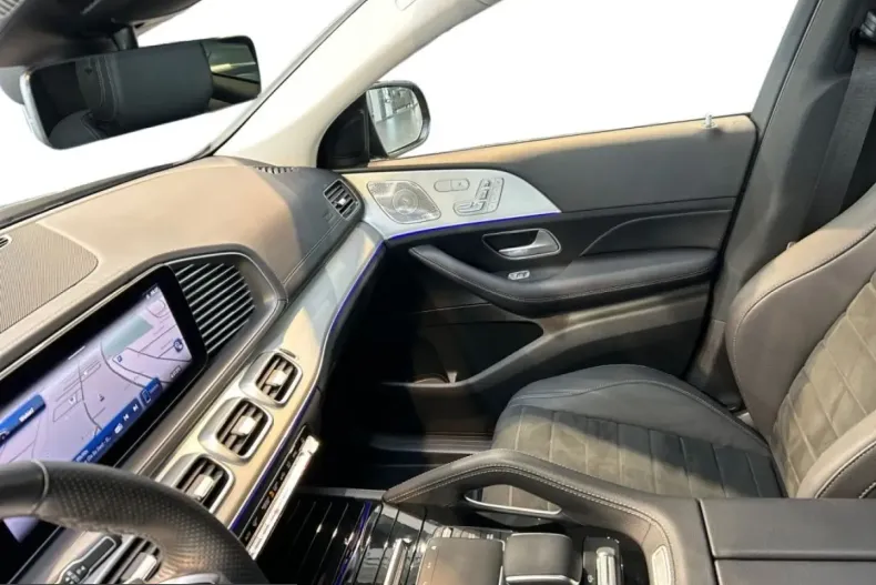 Mercedes-Benz GLE 300 (Clasa GLE) din 2024 cu 10.891 km - oferta MER200527 - foto 4