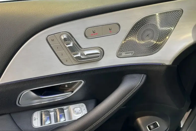 Mercedes-Benz GLE 300 (Clasa GLE) din 2024 cu 10.891 km - oferta MER200527 - foto 15