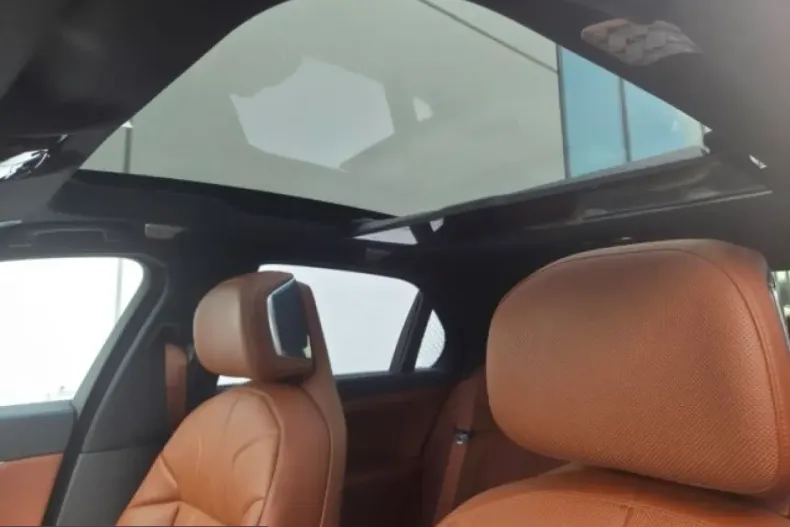 BMW M760 (Seria 7) din 2023 cu 66.726 km - oferta BMW200531 - foto 15