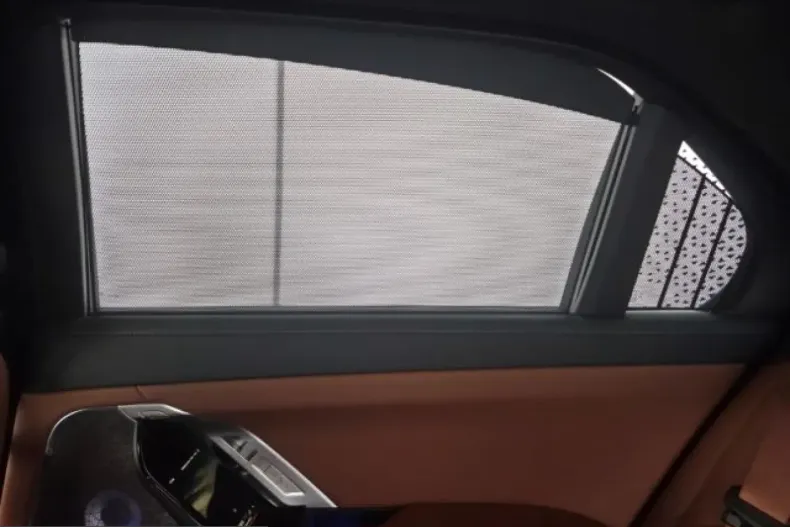 BMW M760 (Seria 7) din 2023 cu 66.726 km - oferta BMW200531 - foto 19