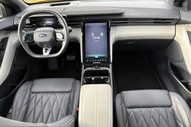 Ford Capri din 2024 cu 19.040 km - oferta FOR200536 - foto 12