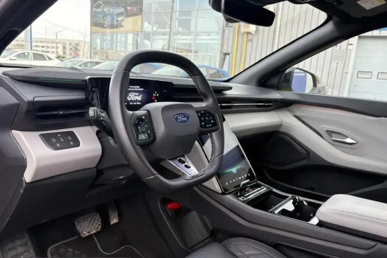 Ford Capri din 2024 cu 19.040 km - oferta FOR200536 - foto 22