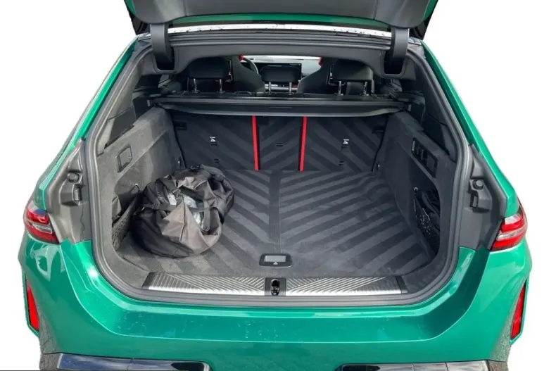 BMW M5 (Seria 5) din 2025 cu 32.005 km - oferta BMW200548 - foto 5