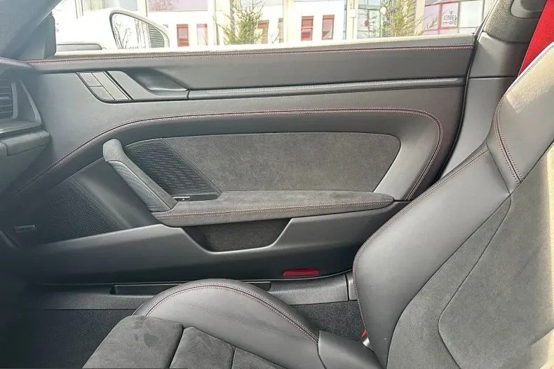 Porsche 992 din 2025 cu 1.204 km - oferta POR200563 - foto 16