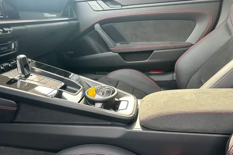 Porsche 992 din 2025 cu 1.204 km - oferta POR200563 - foto 17