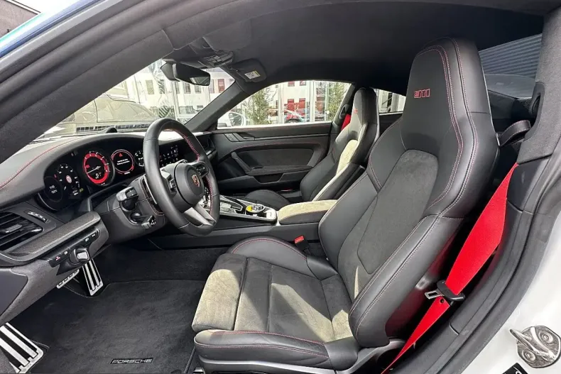 Porsche 992 din 2025 cu 1.204 km - oferta POR200563 - foto 20