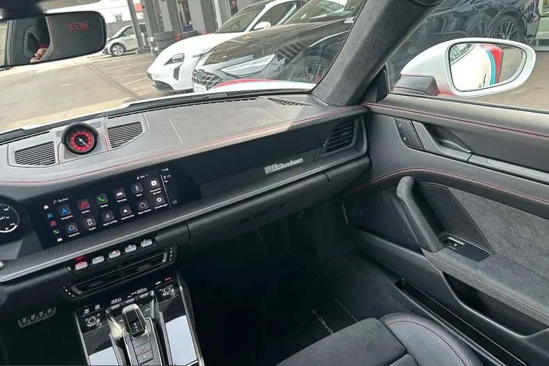 Porsche 992 din 2025 cu 1.204 km - oferta POR200563 - foto 24