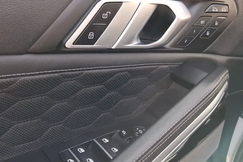 BMW X6 M (Seria X) din 2025 cu 16.500 km - oferta BMW200564 - foto 14