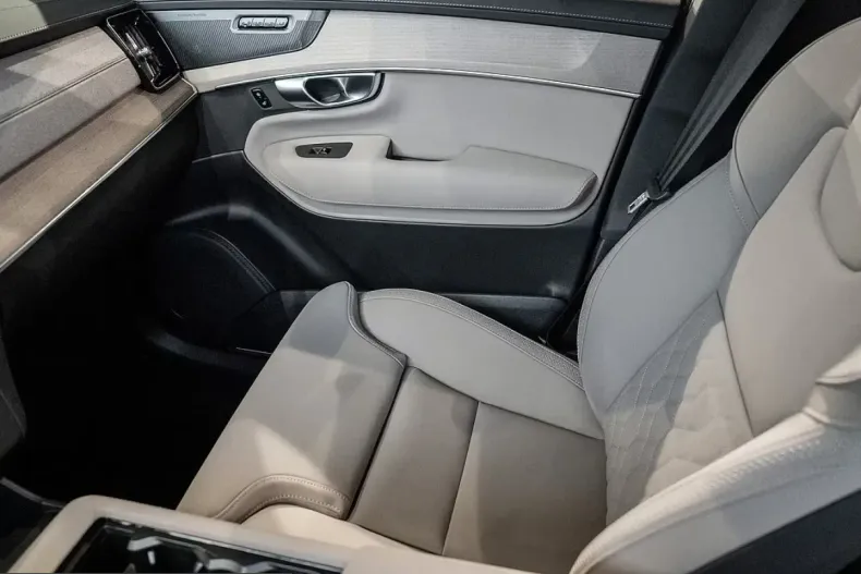 Volvo XC90 din 2026 cu 50 km - oferta VOL200574 - foto 14