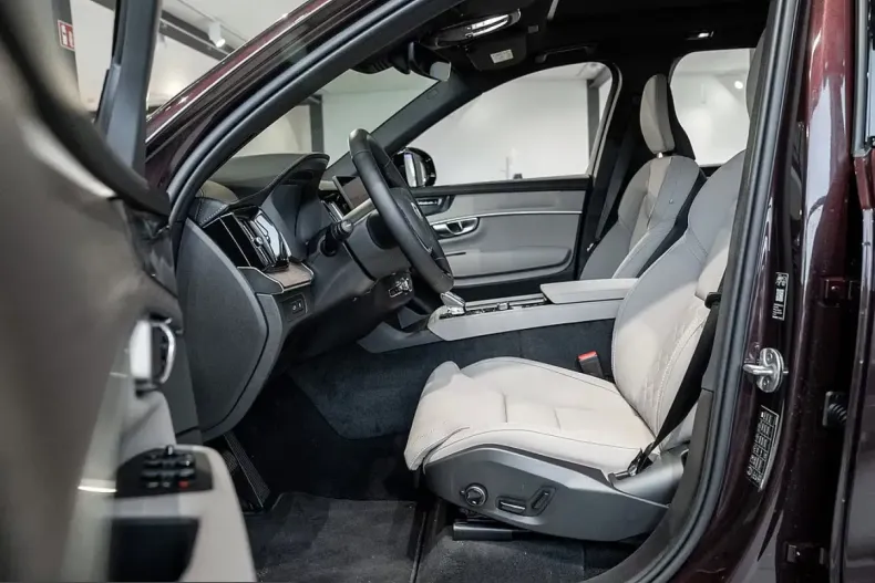 Volvo XC90 din 2026 cu 50 km - oferta VOL200574 - foto 21