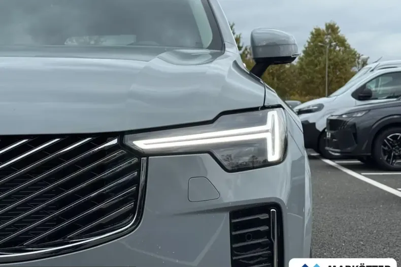 Volvo XC90 din 2026 cu 10 km - oferta VOL200575 - foto 39