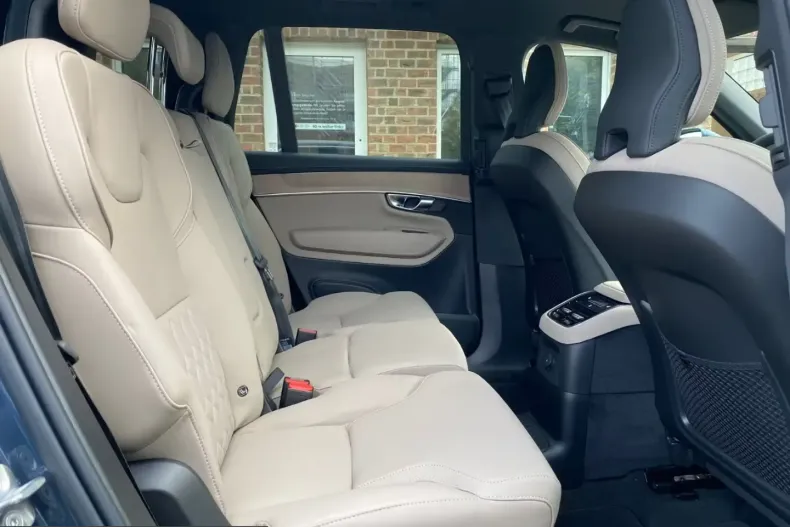 Volvo XC90 din 2025 cu 150 km - oferta VOL200577 - foto 15