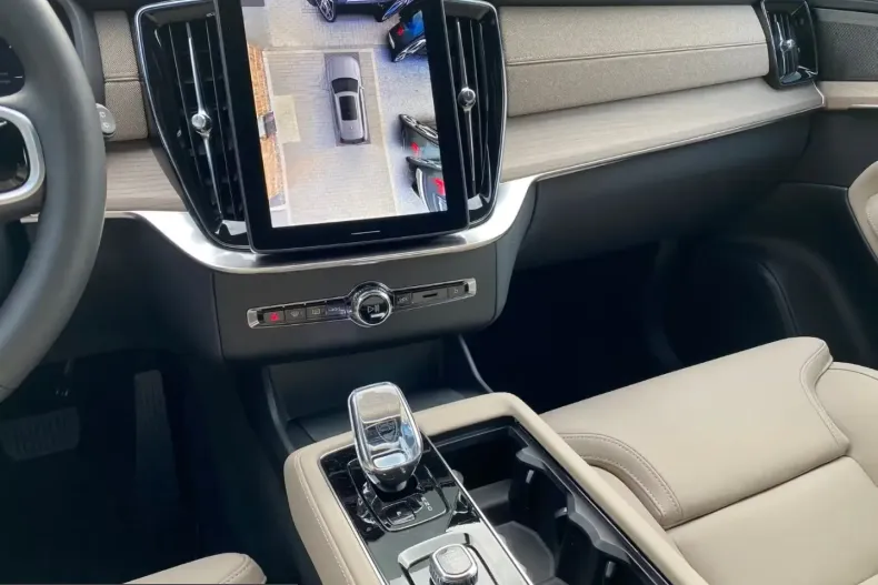 Volvo XC90 din 2025 cu 150 km - oferta VOL200577 - foto 16