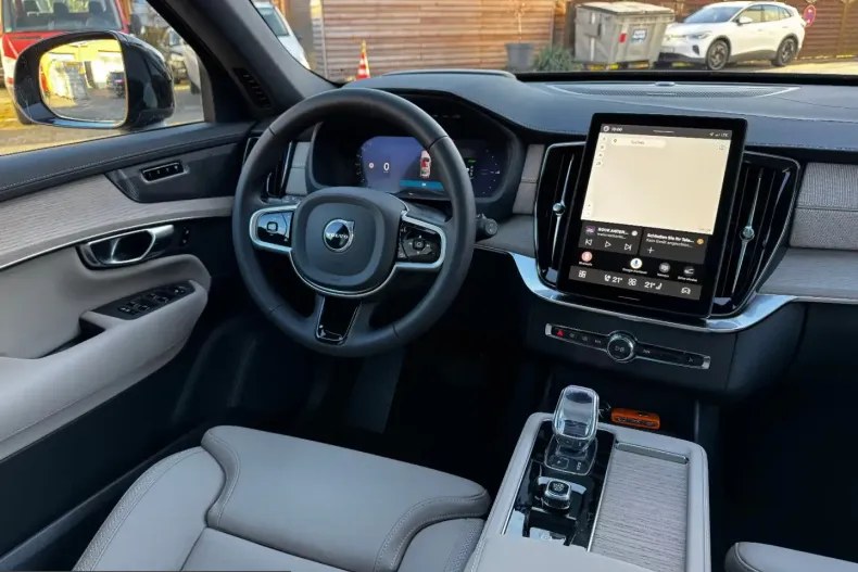 Volvo XC90 din 2025 cu 20 km - oferta VOL200578 - foto 20