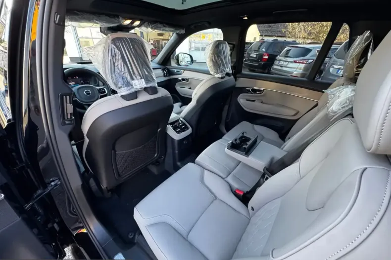 Volvo XC90 din 2025 cu 20 km - oferta VOL200578 - foto 23