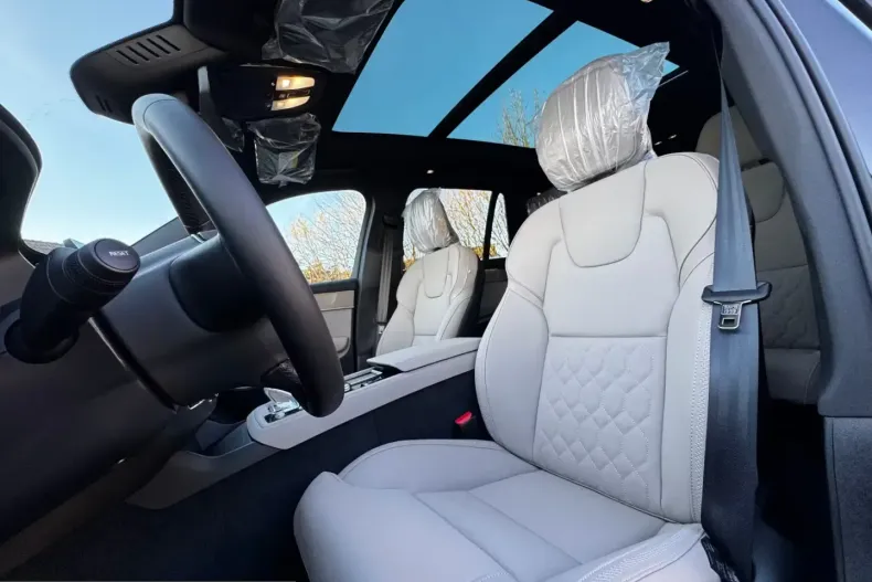 Volvo XC90 din 2025 cu 20 km - oferta VOL200578 - foto 31