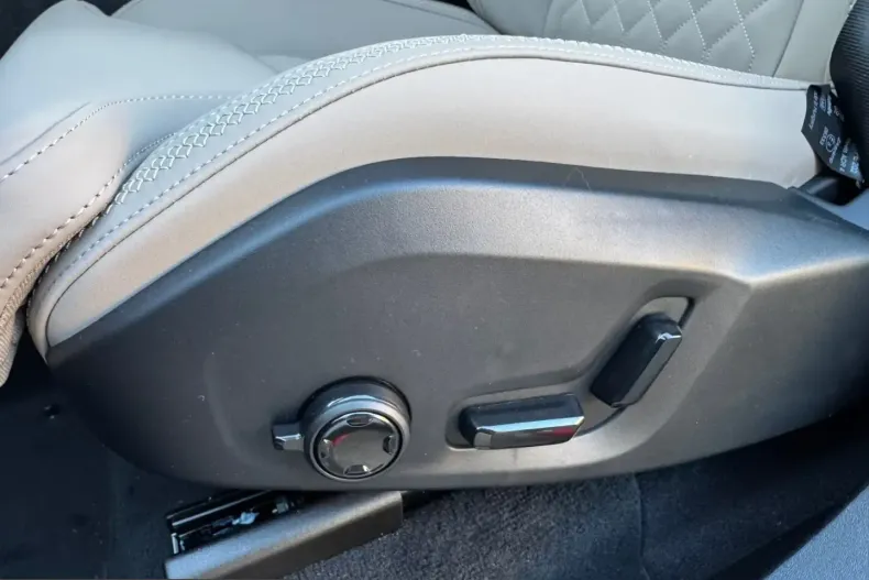 Volvo XC90 din 2025 cu 20 km - oferta VOL200578 - foto 34