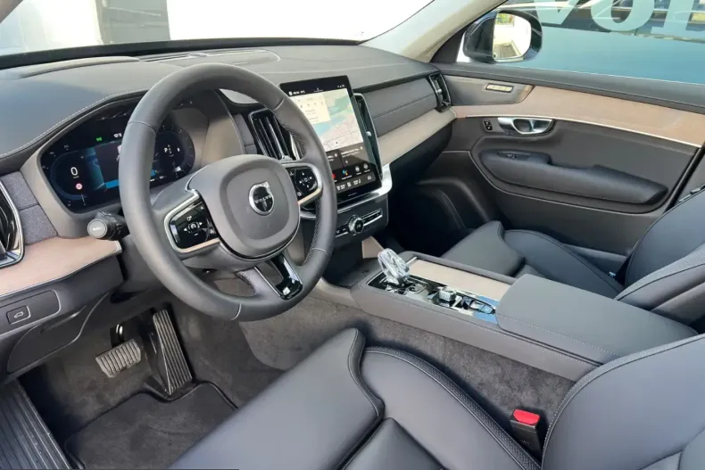 Volvo XC90 din 2025 cu 1.000 km - oferta VOL200579 - foto 7