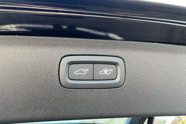 Volvo XC90 din 2025 cu 1.000 km - oferta VOL200579 - foto 8