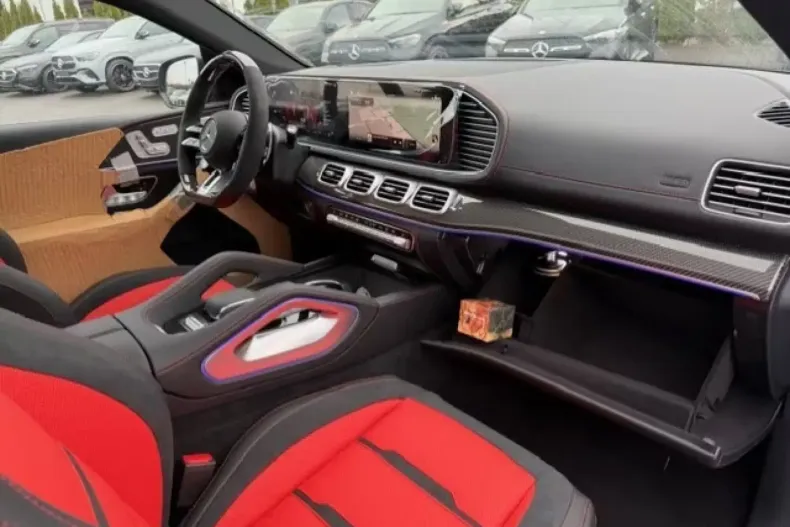 Mercedes-Benz GLE 53 AMG (Clasa GLE) din 2026 cu 30 km - oferta MER200581 - foto 13