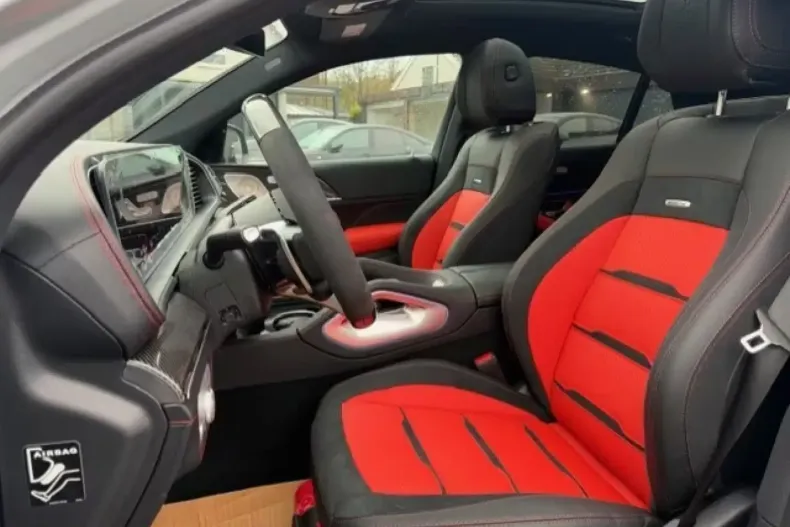 Mercedes-Benz GLE 53 AMG (Clasa GLE) din 2026 cu 30 km - oferta MER200581 - foto 15