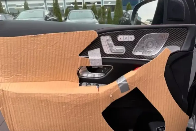 Mercedes-Benz GLE 53 AMG (Clasa GLE) din 2026 cu 30 km - oferta MER200581 - foto 17