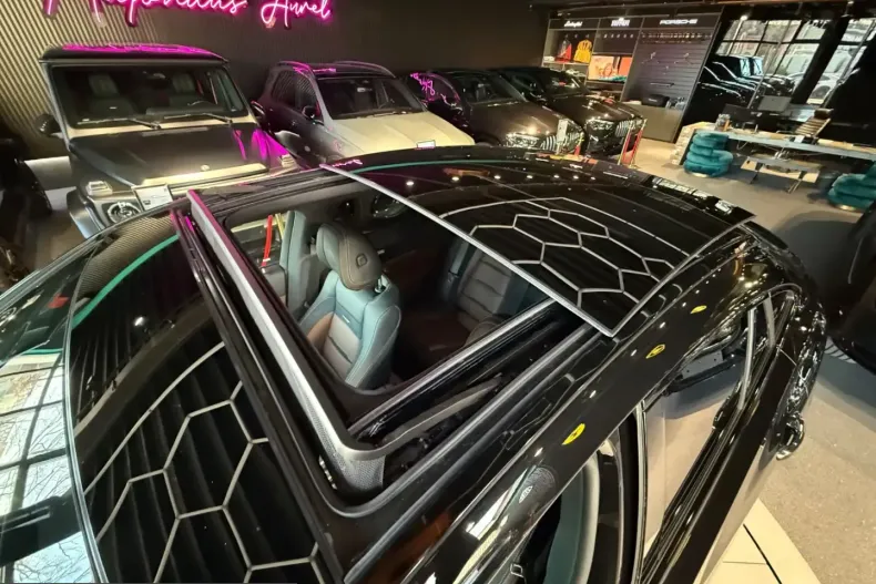 Mercedes-Benz GLE 53 AMG (Clasa GLE) din 2025 cu 30 km - oferta MER200584 - foto 8