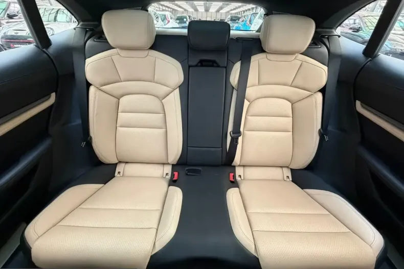 Porsche Taycan din 2022 cu 74.740 km - oferta POR200586 - foto 15