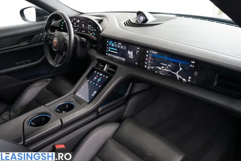 Porsche Taycan din 2022 cu 48.700 km - oferta POR200591 - foto 3