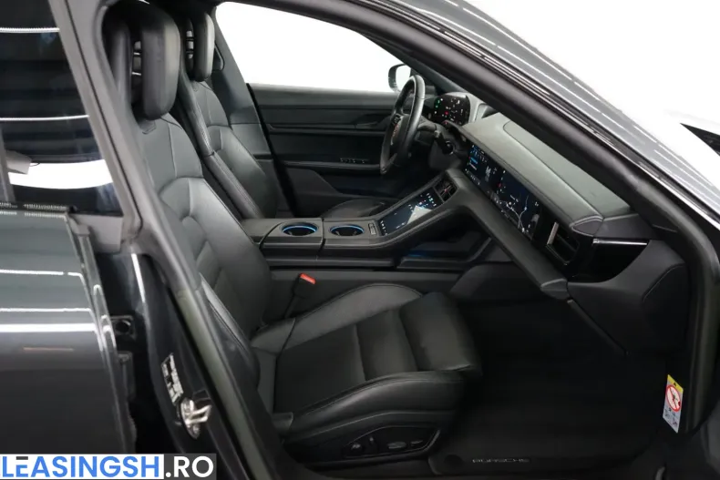 Porsche Taycan din 2022 cu 48.700 km - oferta POR200591 - foto 13