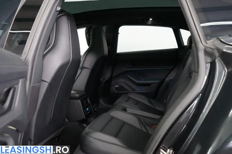 Porsche Taycan din 2022 cu 48.700 km - oferta POR200591 - foto 17