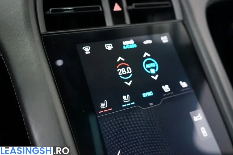 Porsche Taycan din 2022 cu 48.700 km - oferta POR200591 - foto 24