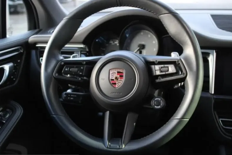 Porsche Macan din 2024 cu 10.749 km - oferta POR200595 - foto 5