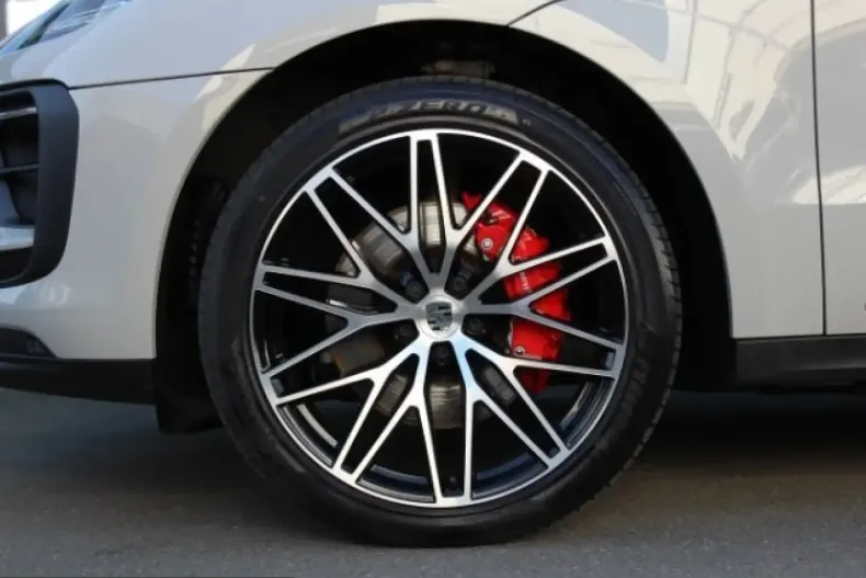 Porsche Macan din 2024 cu 10.749 km - oferta POR200595 - foto 9