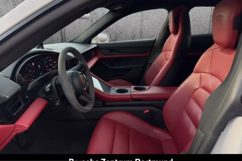 Porsche Taycan din 2022 cu 26.786 km - oferta POR200599 - foto 3